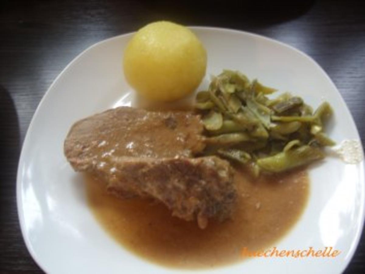 Bilder für Lammbraten mit Lammfleisch und Knoblauchzehen - Rezept