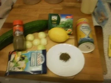 Rezept: Gurken-Feta-Salat Bild Nr. 2 Gurken-Feta-Salat - Rezept - Bild Nr. 2