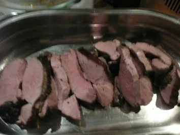 WILD / HIRSCHKEULE mit Zucchiniplätzchen & Rotweinbirnen - Rezept - Bild Nr. 8