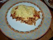 Würstchengulasch-Auflauf mit Kritharaki Nudeln - Rezept