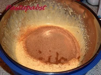 Amarettiparfait mit Ananasbällchen - Rezept - Bild Nr. 4