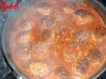 Fleischgerichte:Hackfleischbällchen in Tomatensoße - Rezept - Bild Nr. 25