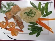 Fisch-Trio an Soßen-Duo mit Begleitung - Rezept