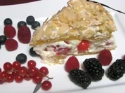 Sahnetörtchen mit Früchten - Rezept