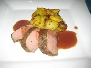 Lammnierstück an Rotweinsauce mit Pommes Boulangère - Rezept