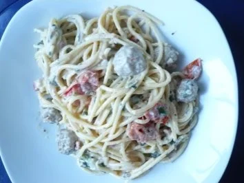 Rezept: Nudeln mit Hackbällchen und Frischkäsesoße Bild Nr. 8 Nudeln mit Hackbällchen und Frischkäsesoße - Rezept - Bild Nr. 8