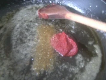 Hähnchengulasch mit frischem Spargel und Salzkartoffeln. - Rezept - Bild Nr. 6