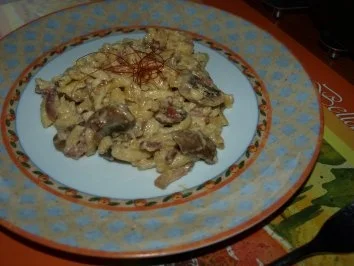 Spätzlepfanne mit Kräutersahne - Rezept