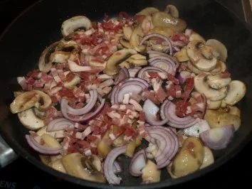 Spätzlepfanne mit Kräutersahne - Rezept - Bild Nr. 3
