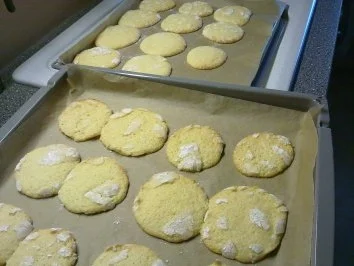 Kikis Lemonbiscuits aus ... - Rezept - Bild Nr. 8