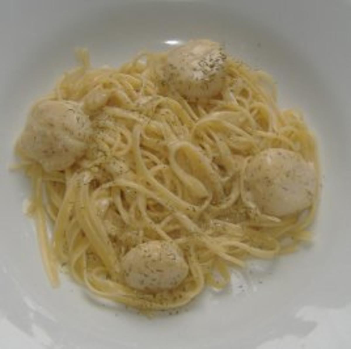 Bilder für Jakobsmuscheln mit Ricardsauce und Spaghetti - Rezept