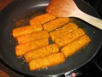 Bratkartoffelpfanne mit Paprika und Fischstäbchen - Rezept - Bild Nr. 6