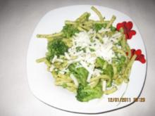 Schnelle Broccoli-Erbsen Nudeln - Rezept