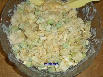 Salat: Kartoffel-Gurken-Salat mit Joghurtdressing - Rezept