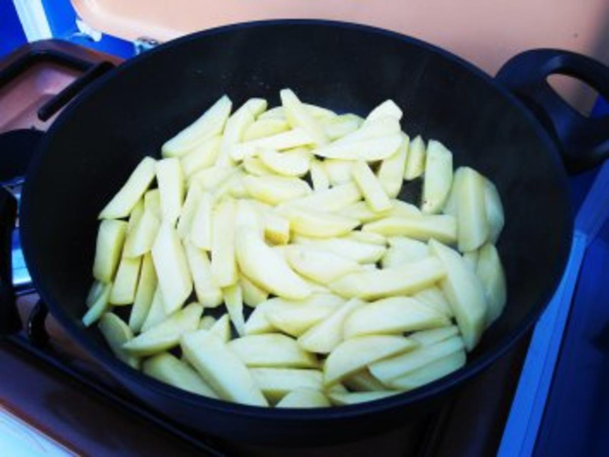 Bratkartoffeln aus rohen Kartoffeln ... - Rezept - Bild Nr. 3
