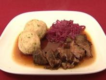 Kalbsrouladen mit Rotkohl und Semmelknödel (Arved Birnbaum) - Rezept