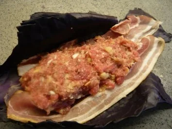 Hackfleisch im Blaukrautmantel - Rezept - Bild Nr. 3