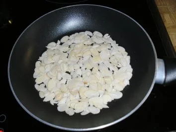 Rezept: Kürbis-Mandel-Creme Bild Nr. 9 Kürbis-Mandel-Creme - Rezept - Bild Nr. 9