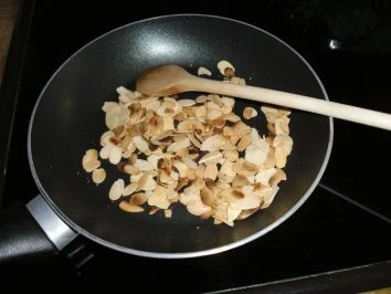 Rezept: Kürbis-Mandel-Creme Bild Nr. 10 Kürbis-Mandel-Creme - Rezept - Bild Nr. 10