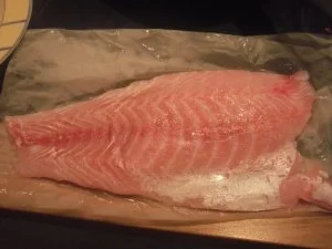 Viktoriabarschfilet in einem Nuss-Knuspermantel - Rezept - Bild Nr. 2