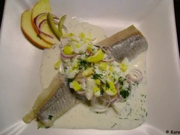 Fisch: Matjes Dill Töpfchen mit roten Zwiebeln - Rezept