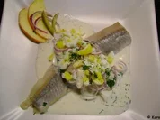 Fisch: Matjes Dill Töpfchen mit roten Zwiebeln - Rezept