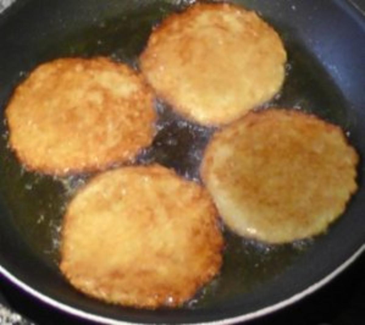 Kartoffelpuffer mit Lachs und Honig-Senf Schmand - Rezept - Bild Nr. 4