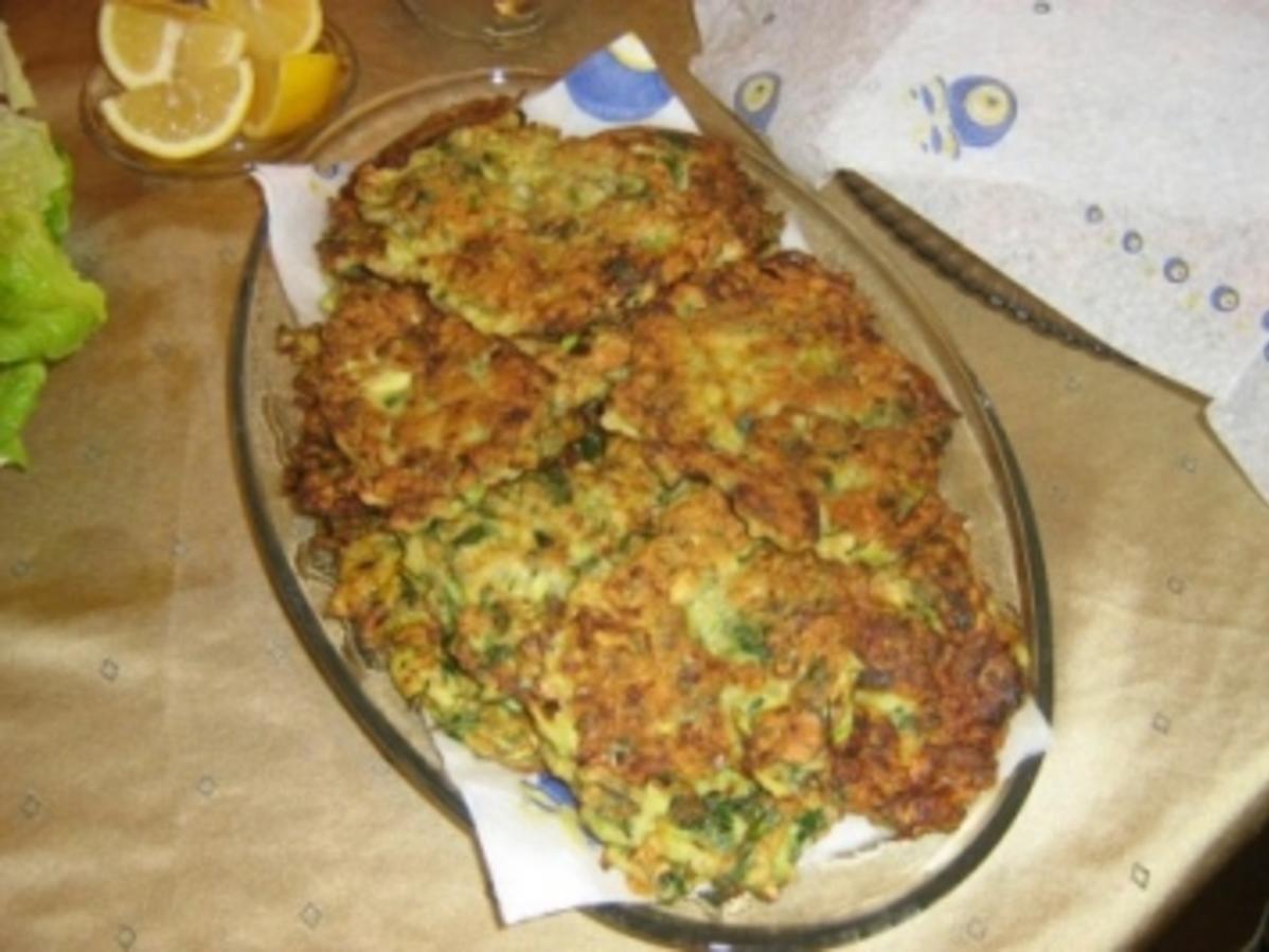 Mücver = Türkischer Zucchini Puffer - Rezept - kochbar.de