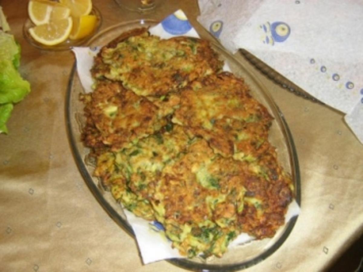 Mücver = Türkischer Zucchini Puffer - Rezept