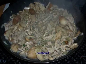 Kochen: Schweine-Geschnetzeltes mit Steinpilzen - Rezept - Bild Nr. 3