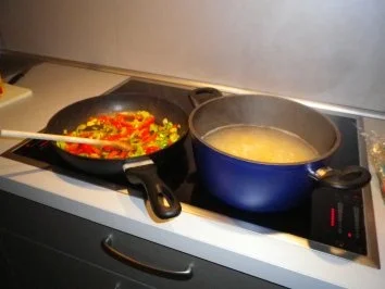 Rezept: Paprika - Nudeln mit Forellenfilet Bild Nr. 2 Paprika - Nudeln mit Forellenfilet - Rezept - Bild Nr. 2