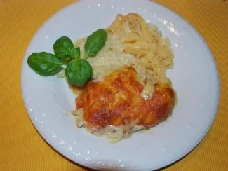 Gratiniertes Zwiebel-Sahne-Hähnchen - Rezept