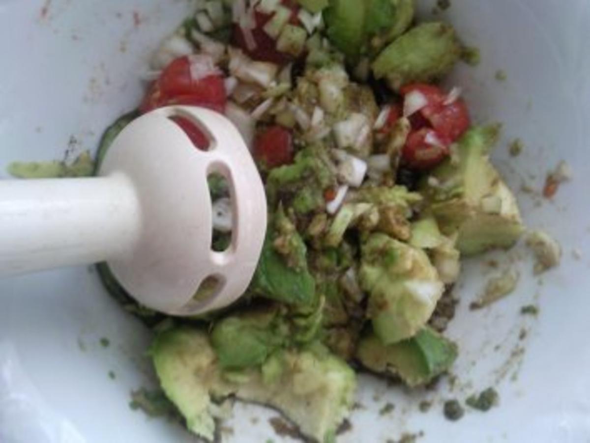 Wachteleier auf Avocadocreme - Rezept - Bild Nr. 6