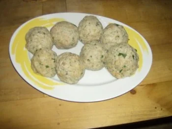 Rezept: Monis Semmelknödel Monis Semmelknödel - Rezept