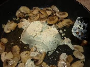 Tortellini in Kräutersahne - Rezept - Bild Nr. 6