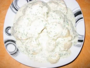 Rezept: Blumenkohl mit Kräutersoße Blumenkohl mit Kräutersoße - Rezept