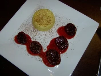 Rezept: Grießsoufflé mit winterlichen Pflaumen Bild Nr. 2 Grießsoufflé mit winterlichen Pflaumen - Rezept - Bild Nr. 2