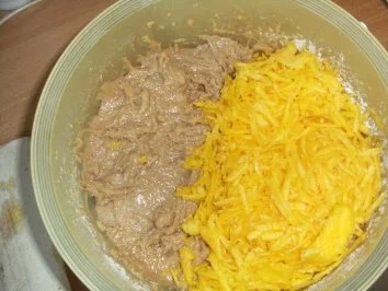 Rezept: Kürbiskuchen Bild Nr. 2 Kürbiskuchen - Rezept - Bild Nr. 2