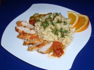 Hähnchenbrustfilet mit einer fruchtigen Soße und Kresse-Nudeln - Rezept