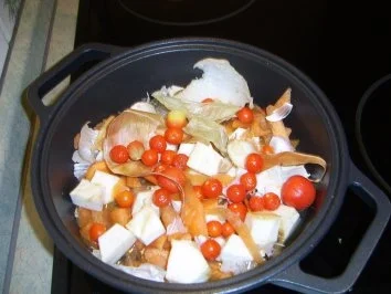 Putenrollbraten mit Ei-Gemüsefülle - Rezept - Bild Nr. 4