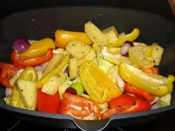 Honighähnchen mit Ananas auf Gemüse - Rezept - Bild Nr. 2