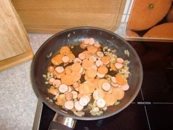 Nudeln mit Zucchini, Möhren und Wiener - Rezept - Bild Nr. 2