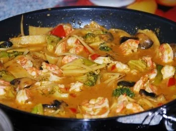 Gaeng Ped Gung - Rotes Thai-Curry mit Garnelen - Rezept - Bild Nr. 8