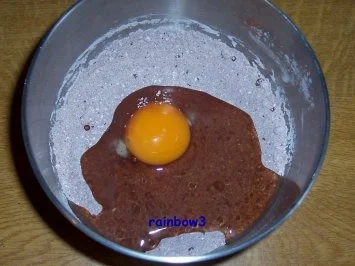 Rezept: Backen: Einfache Schokoladentorte Bild Nr. 7 Backen: Einfache Schokoladentorte - Rezept - Bild Nr. 7