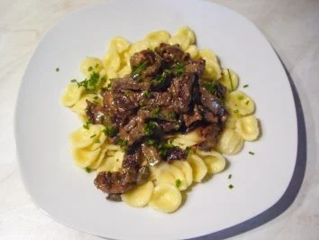 Fleisch: Boeuf Stroganoff auf Butternudeln - Rezept - Bild Nr. 8
