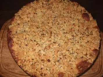 Rezept: Rührkuchen mit Apfel Nuss Marzipanhaube Bild Nr. 5 Rührkuchen mit Apfel Nuss Marzipanhaube - Rezept - Bild Nr. 5