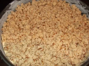 Rezept: Rührkuchen mit Apfel Nuss Marzipanhaube Bild Nr. 6 Rührkuchen mit Apfel Nuss Marzipanhaube - Rezept - Bild Nr. 6