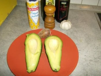 Rezept: Avocado Snack ala Moni Bild Nr. 3 Avocado Snack ala Moni - Rezept - Bild Nr. 3