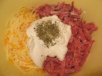 Blätterteigtäschchen Salami-Schinken - Rezept - Bild Nr. 2
