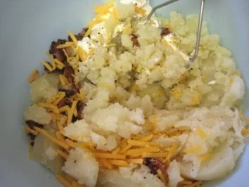 Rezept: Doppelt gebackene Kartoffeln Bild Nr. 2 Doppelt gebackene Kartoffeln - Rezept - Bild Nr. 2